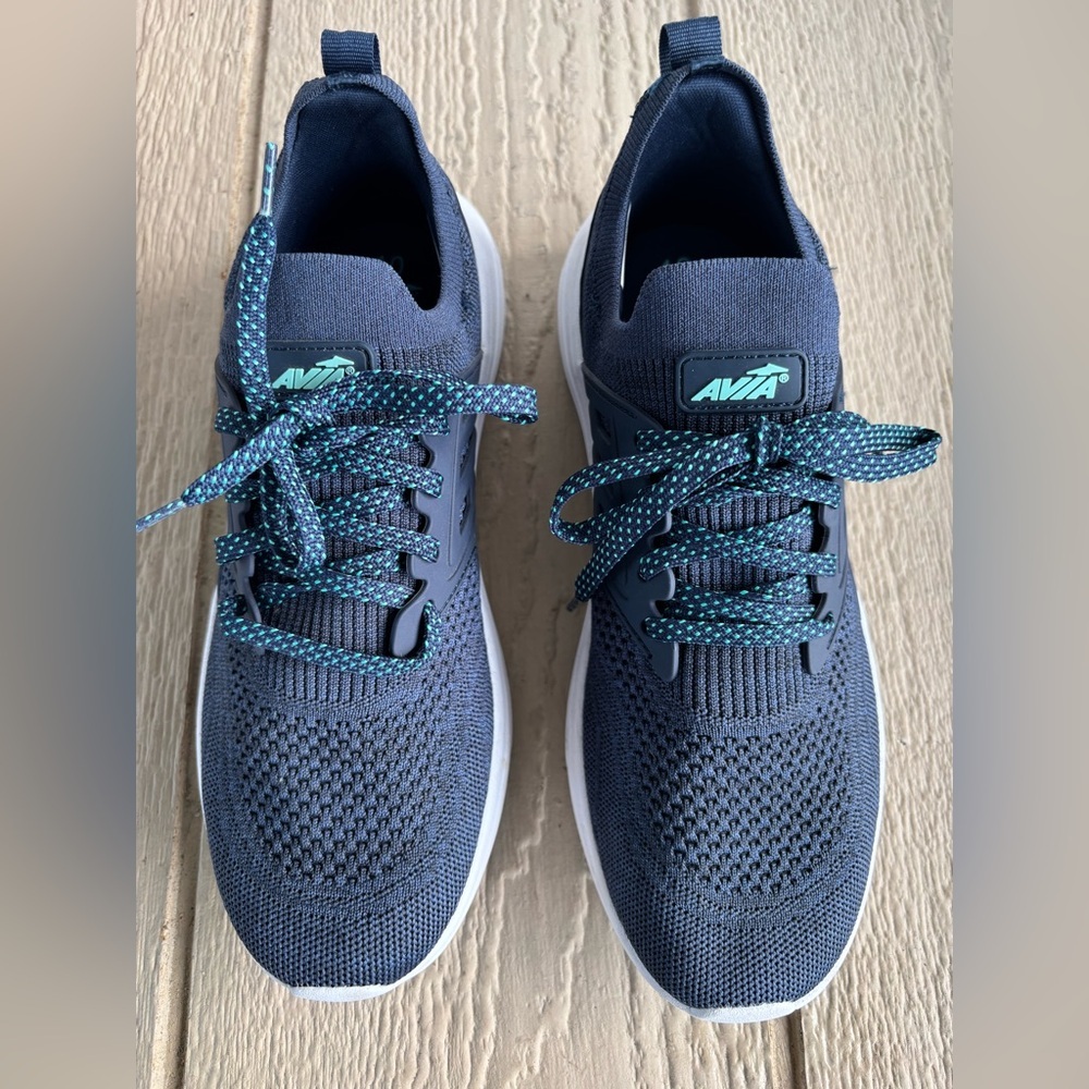 Avia Dark Blue Sneakers with Aqua Highlights